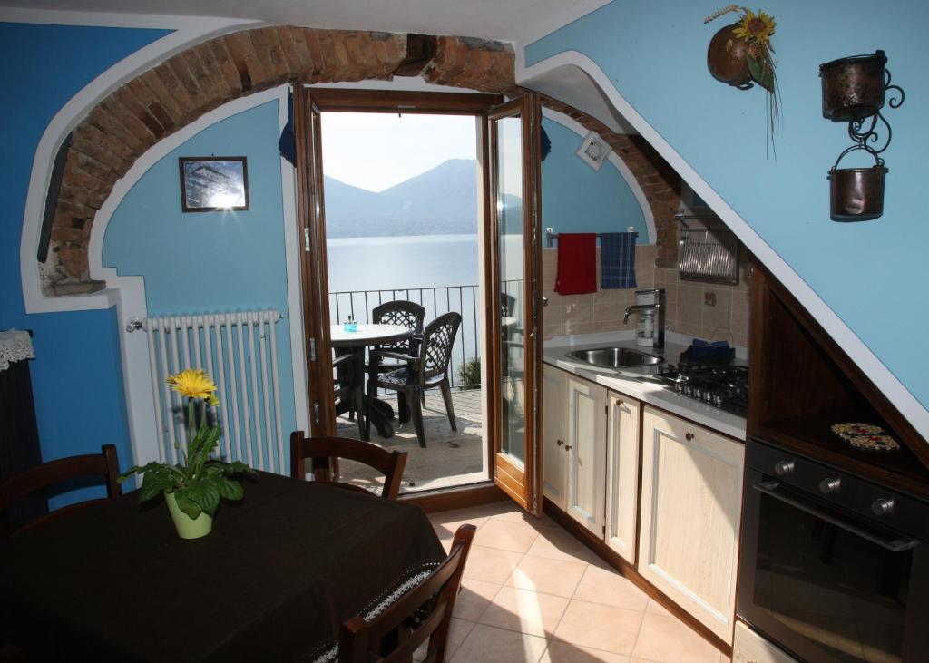 Casale Fe-Wo - Appartamenti Con Vista Lago Cannero Riviera Room photo